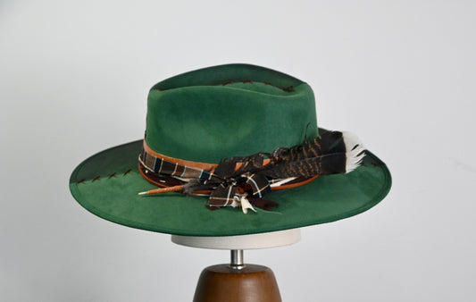 Suede Artisanal Hat - Emerald