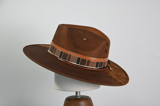 Suede Artisanal Hat - Caramel