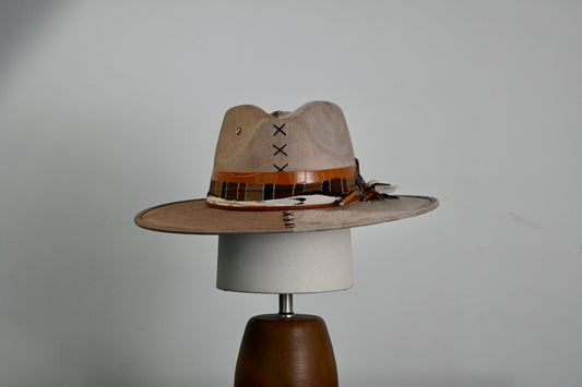 Suede Artisanal Hat - Camel